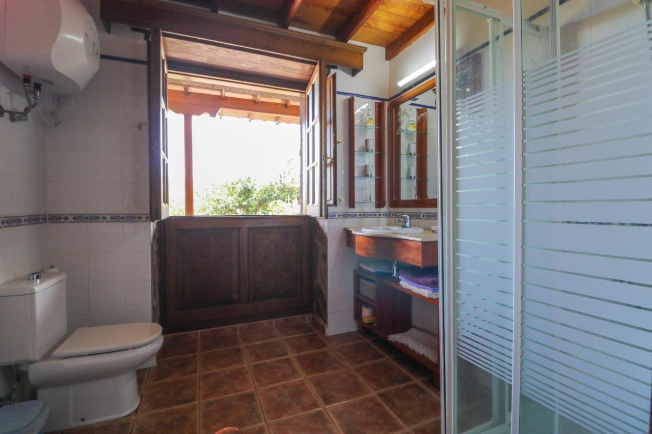 Countryside Views House